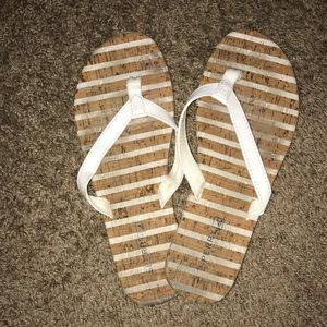 Sperry flip flop sandals